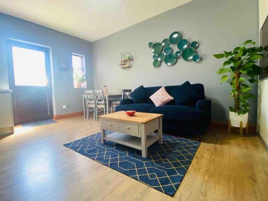 Lovely 1 Bed Studio Apartment With Free Parking Oxford Bagian luar foto